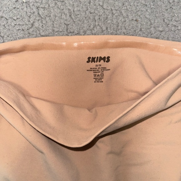 NWOT Skims Core Control Thong Shapewear - Mica 2X/3X - Picture 5 of 5
